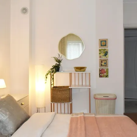 Fatos's Spacious 2br - Old Town 5 Min Away Apartman Antalya