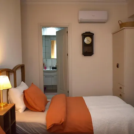 아파트 Fatos's Spacious 2br - Old Town 5 Min Away *